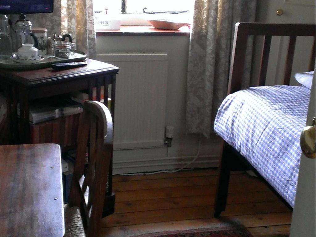 Iolanthe Londres Quarto foto